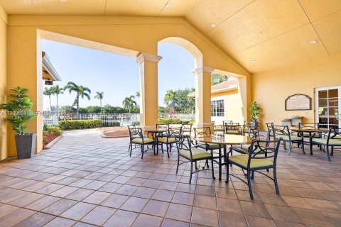 Adosado en venta en Miramar, Florida, 3 dormitorios, 181.53 m2 № 2064654 - foto 29