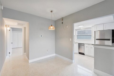 Copropriété à louer à Treasure Island, Floride: 1 chambre, 78.97 m2 № 2418581 - photo 9