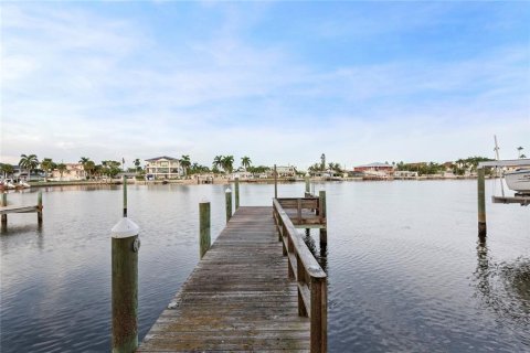 Copropriété à louer à Treasure Island, Floride: 1 chambre, 78.97 m2 № 2418581 - photo 4
