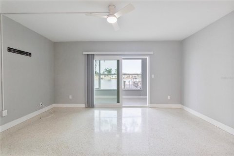 Copropriété à louer à Treasure Island, Floride: 1 chambre, 78.97 m2 № 2418581 - photo 17