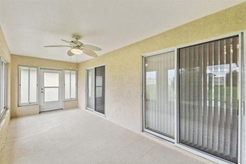 House in Winter Haven, Florida 3 bedrooms, 175.31 sq.m. № 1388638 - photo 27