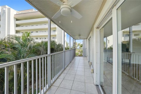 Condo in Punta Gorda, Florida, 2 bedrooms № 2112726 - photo 14
