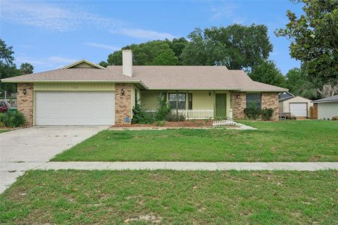 House in Winter Garden, Florida 3 bedrooms, 203.18 sq.m. № 2157786 - photo 2