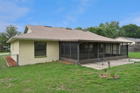 House in Winter Garden, Florida 3 bedrooms, 203.18 sq.m. № 2157786 - photo 28