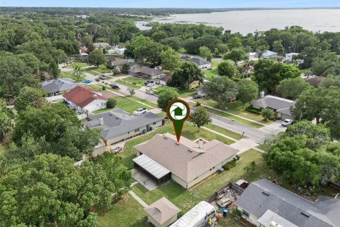 House in Winter Garden, Florida 3 bedrooms, 203.18 sq.m. № 2157786 - photo 3