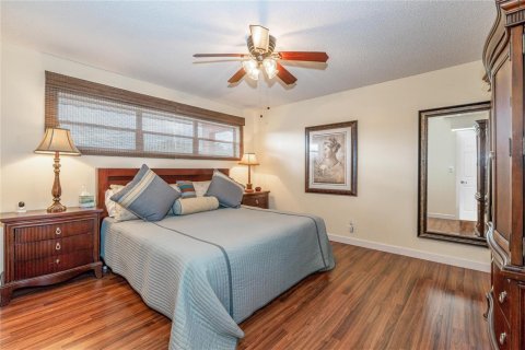 Copropriété à vendre à Pembroke Pines, Floride: 2 chambres, 108.7 m2 № 2193610 - photo 4