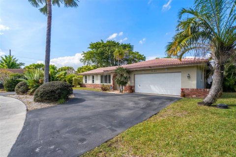 Casa en venta en Plantation, Florida, 4 dormitorios, 207.26 m2 № 2031921 - foto 4
