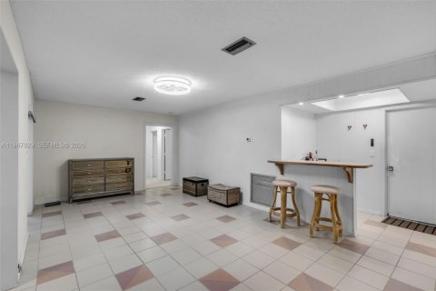 Casa en venta en Plantation, Florida, 4 dormitorios, 207.26 m2 № 2031921 - foto 15