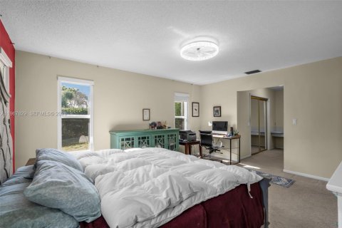 Casa en venta en Plantation, Florida, 4 dormitorios, 207.26 m2 № 2031921 - foto 30