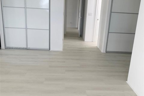 Copropriété à vendre à Sunny Isles Beach, Floride: 2 chambres, 172.43 m2 № 1993428 - photo 14