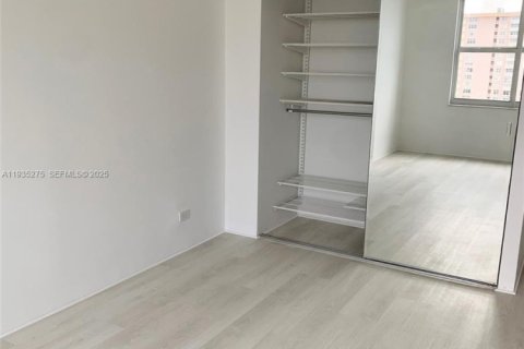 Copropriété à vendre à Sunny Isles Beach, Floride: 2 chambres, 172.43 m2 № 1993428 - photo 18