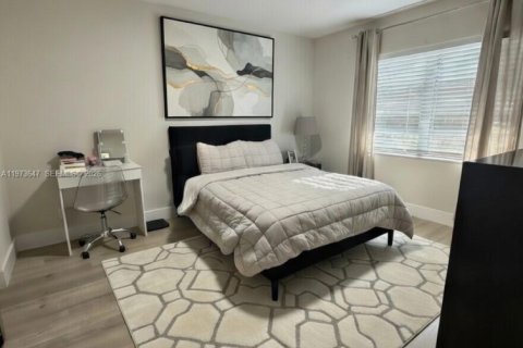 House in Deerfield Beach, Florida 2 bedrooms, 127.09 sq.m. № 2033320 - photo 6