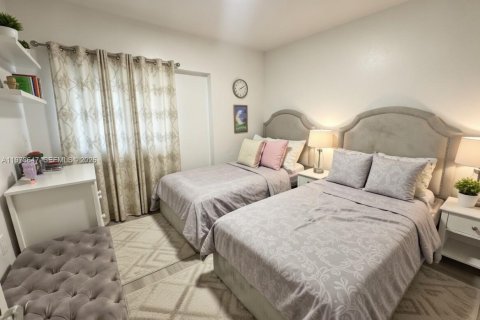House in Deerfield Beach, Florida 2 bedrooms, 127.09 sq.m. № 2033320 - photo 8