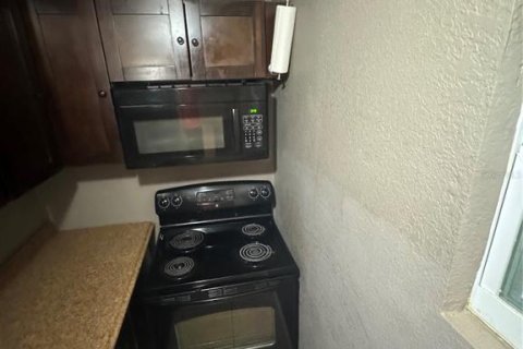 Casa en alquiler en Tampa, Florida, 2 dormitorios, 102.19 m2 № 2118263 - foto 18