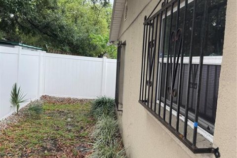 Casa en alquiler en Tampa, Florida, 2 dormitorios, 102.19 m2 № 2118263 - foto 27