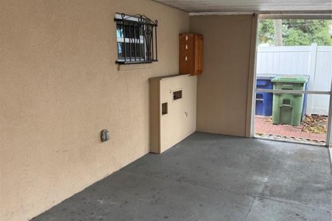 Casa en alquiler en Tampa, Florida, 2 dormitorios, 102.19 m2 № 2118263 - foto 22
