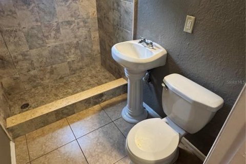 Casa en alquiler en Tampa, Florida, 2 dormitorios, 102.19 m2 № 2118263 - foto 14