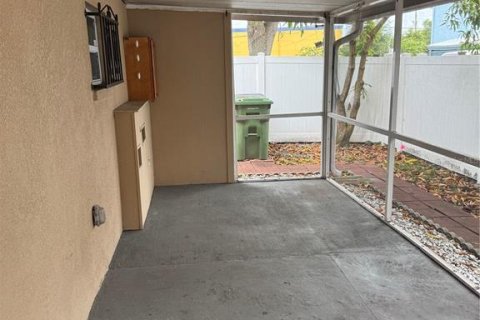 Casa en alquiler en Tampa, Florida, 2 dormitorios, 102.19 m2 № 2118263 - foto 21