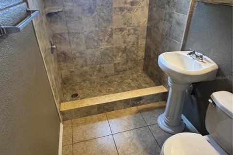 Casa en alquiler en Tampa, Florida, 2 dormitorios, 102.19 m2 № 2118263 - foto 15