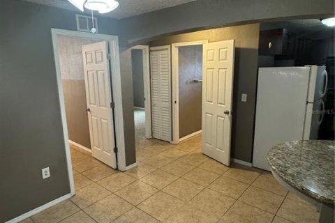 Casa en alquiler en Tampa, Florida, 2 dormitorios, 102.19 m2 № 2118263 - foto 9