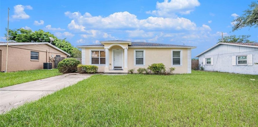 Villa ou maison à New Port Richey, Floride 3 chambres, 111.48 m2 № 1901609