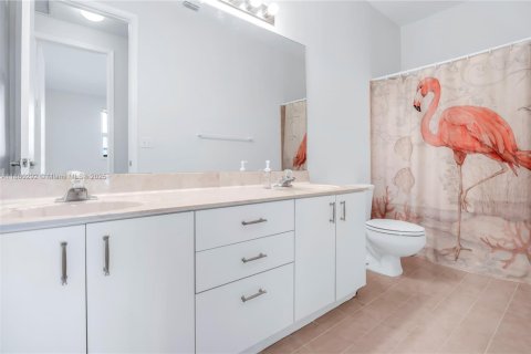 Villa ou maison à vendre à Pembroke Pines, Floride: 4 chambres, 252.32 m2 № 1964501 - photo 22