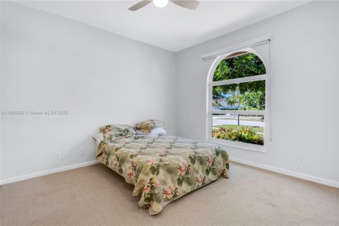 Villa ou maison à vendre à Pembroke Pines, Floride: 4 chambres, 252.32 m2 № 1964501 - photo 19