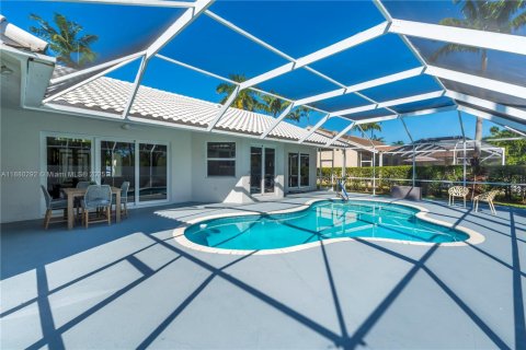 Villa ou maison à vendre à Pembroke Pines, Floride: 4 chambres, 252.32 m2 № 1964501 - photo 24
