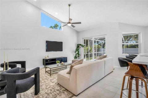 Villa ou maison à vendre à Pembroke Pines, Floride: 4 chambres, 252.32 m2 № 1964501 - photo 8