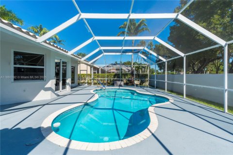 Villa ou maison à vendre à Pembroke Pines, Floride: 4 chambres, 252.32 m2 № 1964501 - photo 23