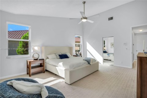 Villa ou maison à vendre à Pembroke Pines, Floride: 4 chambres, 252.32 m2 № 1964501 - photo 16