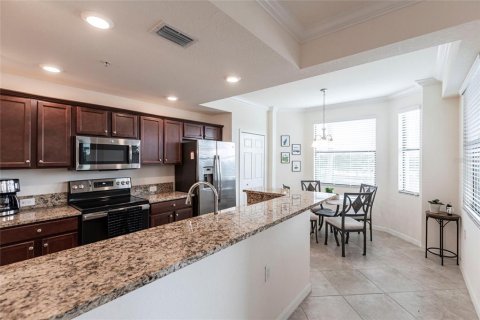 Condo in Bradenton, Florida, 2 bedrooms in LAKEWOOD NATIONAL  № 1774655 - photo 13
