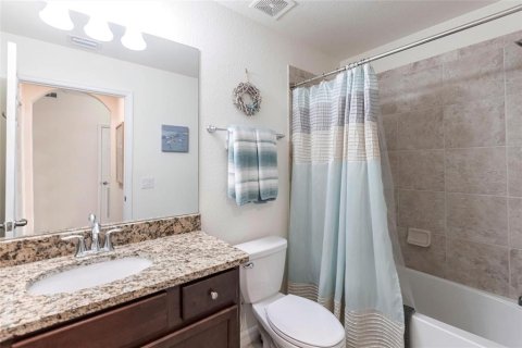 Condo in Bradenton, Florida, 2 bedrooms in LAKEWOOD NATIONAL  № 1774655 - photo 25