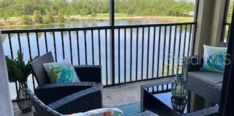 Condo in Bradenton, Florida, 2 bedrooms in LAKEWOOD NATIONAL № 1774655