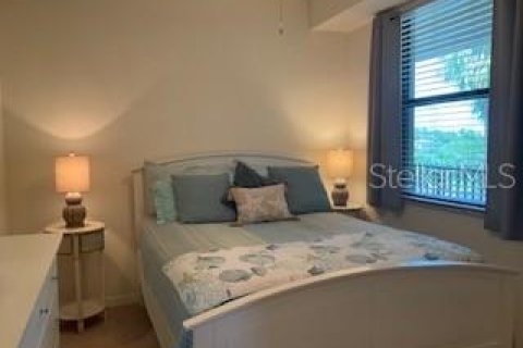 Condo in Bradenton, Florida, 2 bedrooms in LAKEWOOD NATIONAL  № 1774655 - photo 24