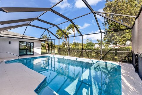 Villa ou maison à vendre à Punta Gorda, Floride: 3 chambres, 182.92 m2 № 2437256 - photo 9