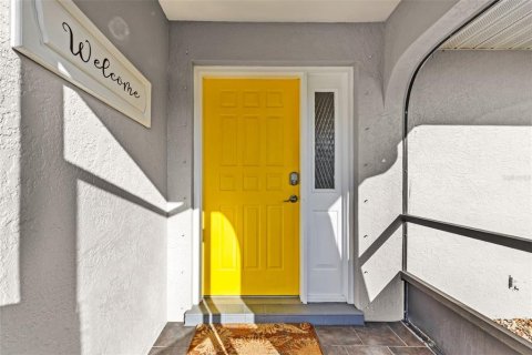 Villa ou maison à vendre à Punta Gorda, Floride: 3 chambres, 182.92 m2 № 2437256 - photo 3