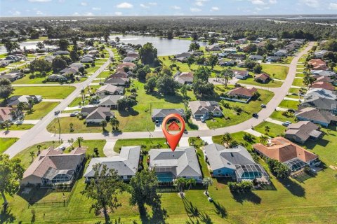 Villa ou maison à vendre à Punta Gorda, Floride: 3 chambres, 182.92 m2 № 2437256 - photo 27