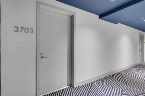 Copropriété à vendre à Miami, Floride: 2 chambres, 95.32 m2 № 2033857 - photo 25