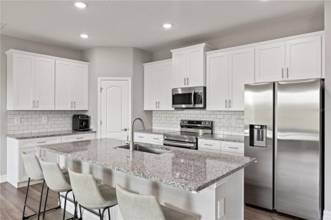 Casa en venta en Port Charlotte, Florida, 4 dormitorios, 184.88 m2 № 1644674 - foto 4