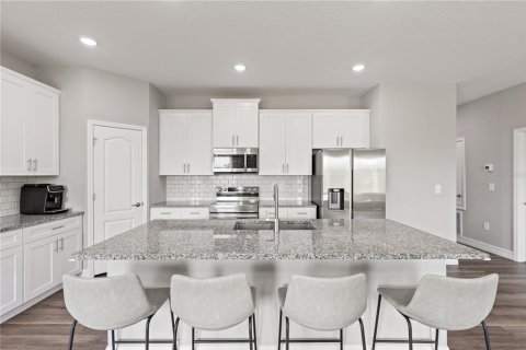 Casa en venta en Port Charlotte, Florida, 4 dormitorios, 184.88 m2 № 1644674 - foto 5