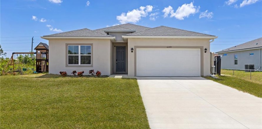 Casa en Port Charlotte, Florida 4 dormitorios, 184.88 m2 № 1644674