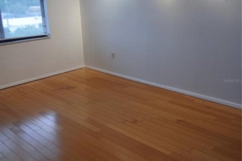 Condo in Clearwater, Florida, 2 bedrooms  № 1915440 - photo 4