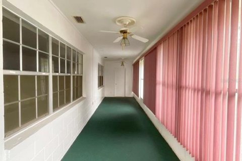 Villa ou maison à vendre à Umatilla, Floride: 4 chambres, 195.93 m2 № 2280421 - photo 10