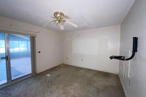 Villa ou maison à vendre à Umatilla, Floride: 4 chambres, 195.93 m2 № 2280421 - photo 11