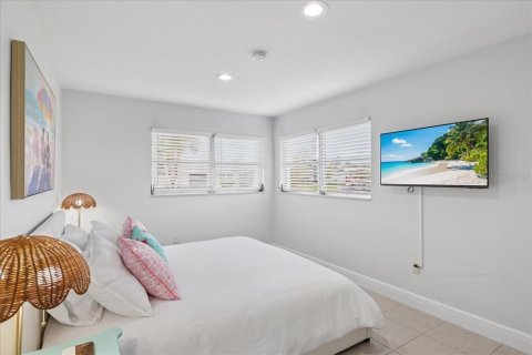 Casa en venta en Cape Coral, Florida, 3 dormitorios, 120.49 m2 № 2385888 - foto 6