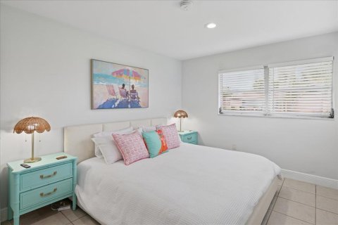 Casa en venta en Cape Coral, Florida, 3 dormitorios, 120.49 m2 № 2385888 - foto 7
