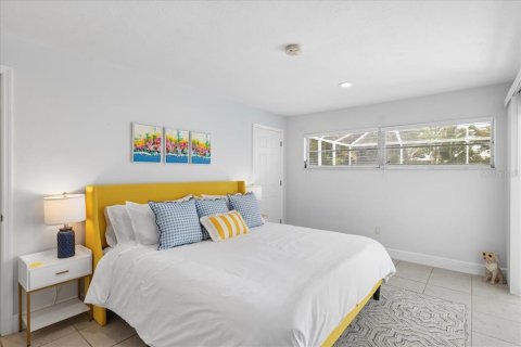 Casa en venta en Cape Coral, Florida, 3 dormitorios, 120.49 m2 № 2385888 - foto 11