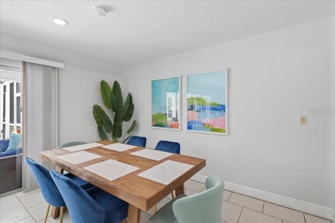 Casa en venta en Cape Coral, Florida, 3 dormitorios, 120.49 m2 № 2385888 - foto 18