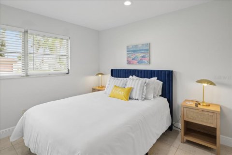 Casa en venta en Cape Coral, Florida, 3 dormitorios, 120.49 m2 № 2385888 - foto 4